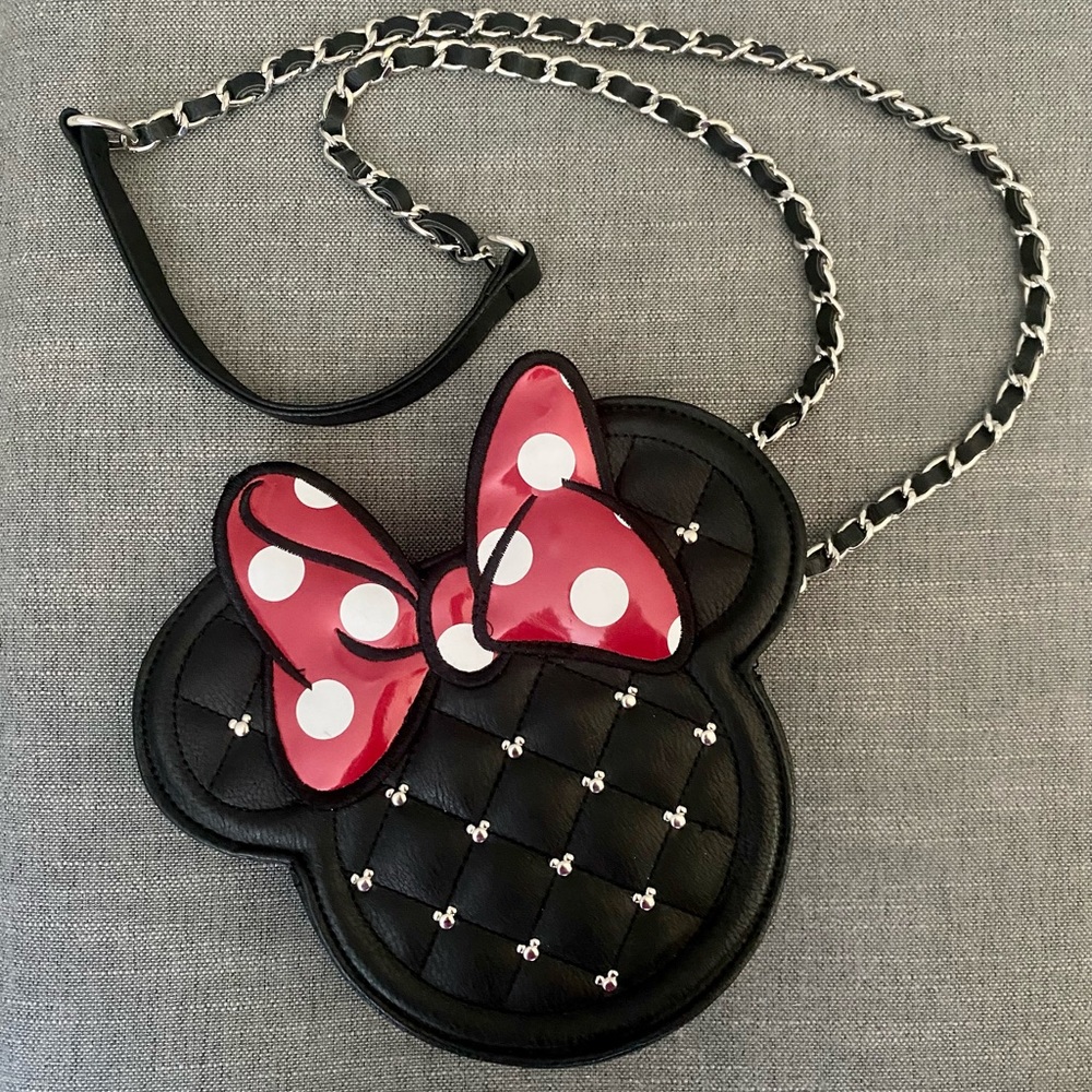 NWOT Loungefly Minnie Mouse bow crossbody purse